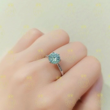 Nhẫn Moissanite Xanh 8ly