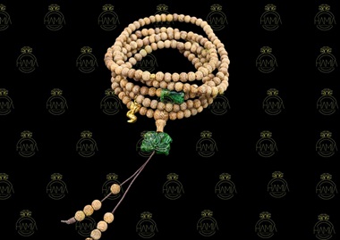 Chuỗi vòng Trầm " Tụ Khí Hoa Tâm"